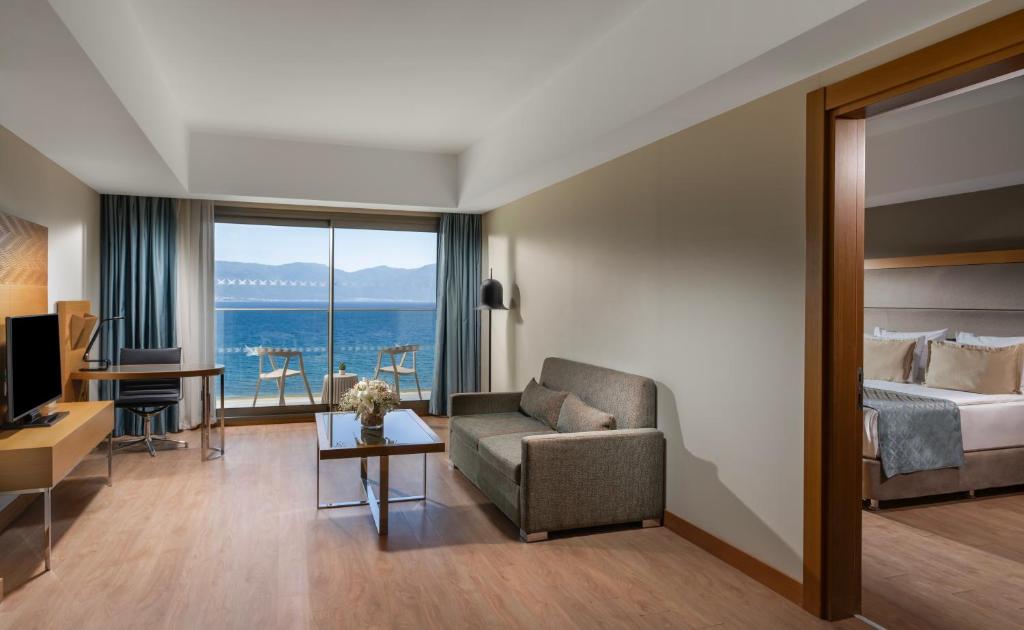 لیبرتی کوش آداسی - JUNIOR SUITE SIDE SEA VIEW - SIDE SEA view